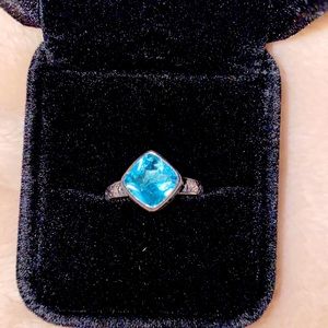 Sterling silver 925 Blue Topaz Ring. Size 6.